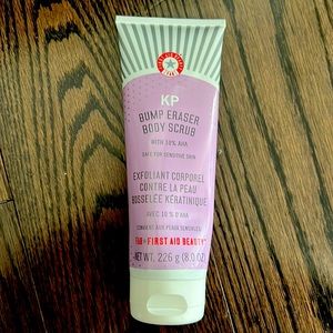 First aid KB bump eraser body scrub 226g new